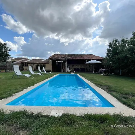 White Tree Jara - Casa Rural Para Grupos Con Piscina En Zamora